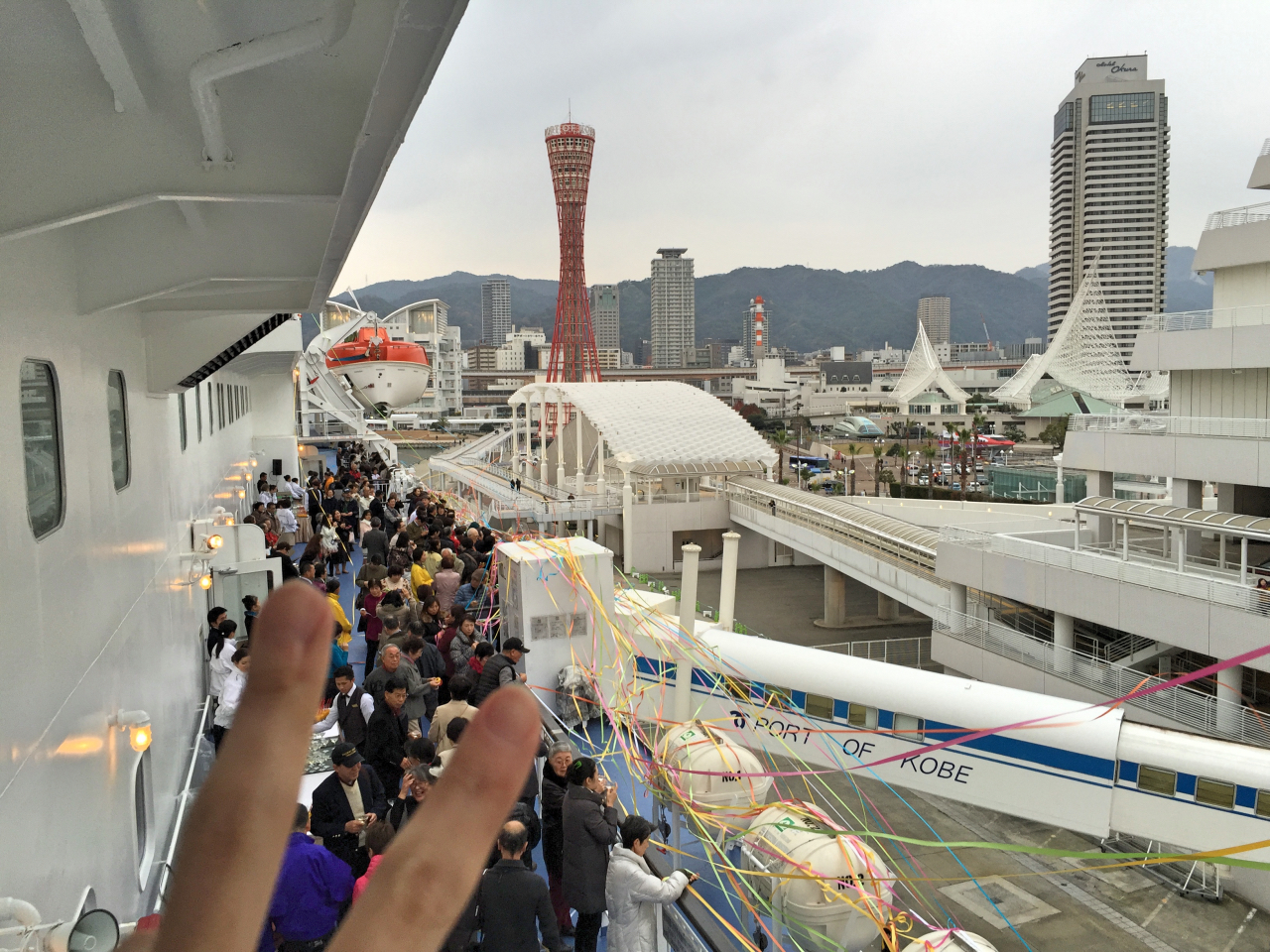 豪華客船でニューイヤークルーズしてきました Part.2：神戸港〜終日航海船上での過ごし方