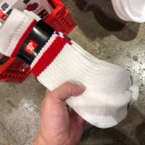 錦糸町パルコ2Fのヴィレバンで、アメカジテイストの白ソックス発見しましたよ